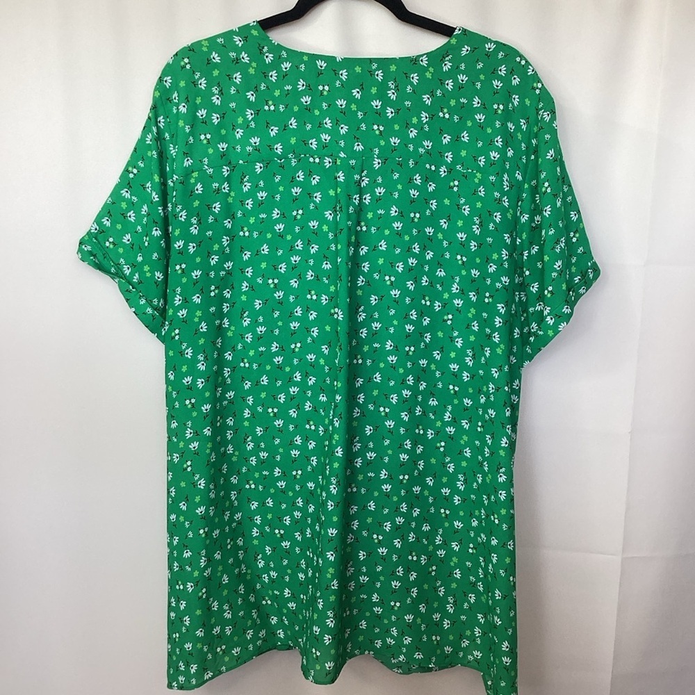C Est 1946 Plus Size 22 24 Top Elegant Green Floral Wrap Blouse - Picture 8 of 9